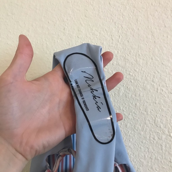 Mahkia kini set - Picture 4 of 4